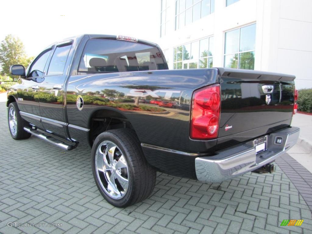 2008 Ram 1500 SXT Quad Cab - Brilliant Black Crystal Pearl / Medium Slate Gray photo #3