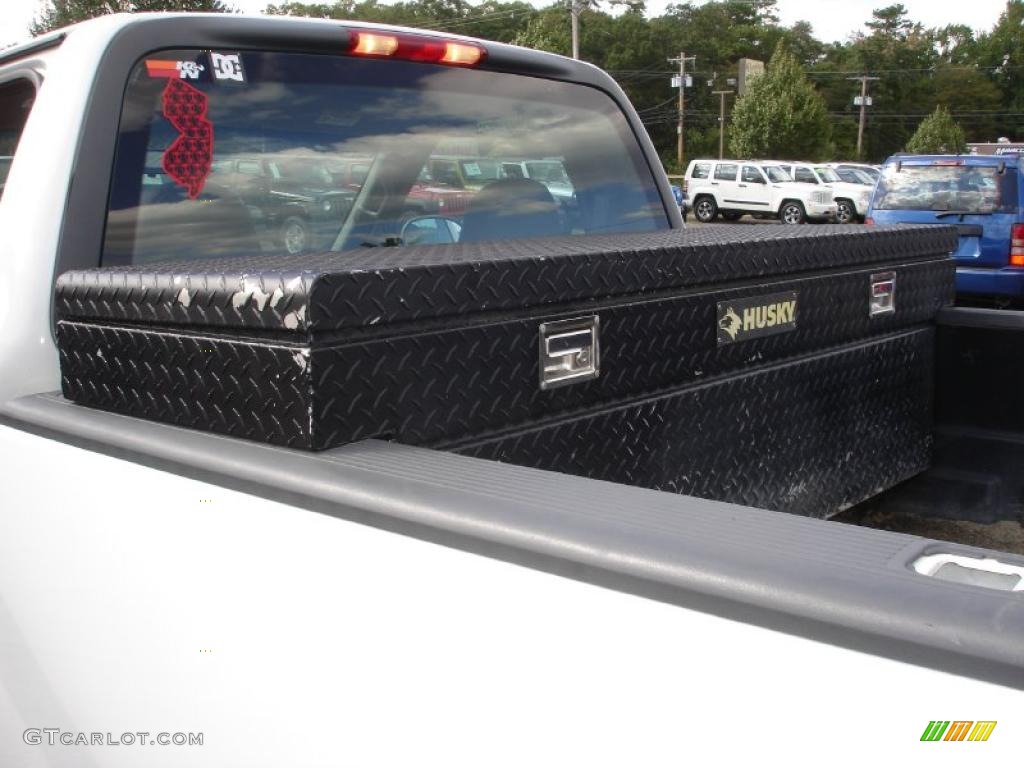 2001 F150 XL Regular Cab - Oxford White / Medium Graphite photo #11
