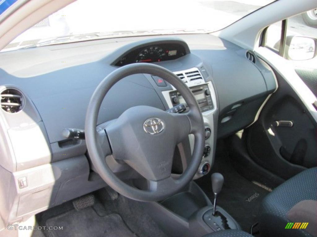 2007 Yaris 3 Door Liftback - Blazing Blue Metallic / Dark Charcoal photo #10