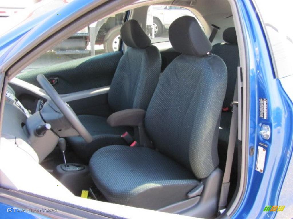 2007 Yaris 3 Door Liftback - Blazing Blue Metallic / Dark Charcoal photo #12