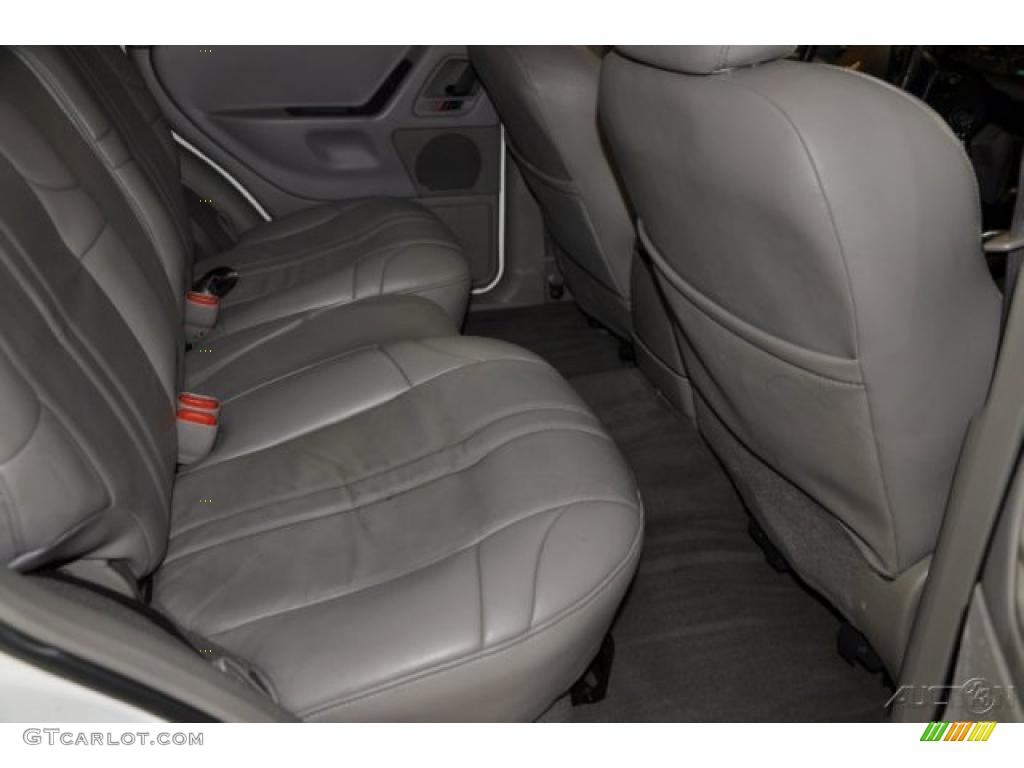 2003 Grand Cherokee Laredo 4x4 - Stone White / Sandstone photo #16