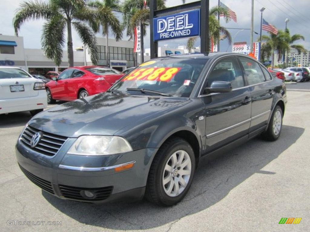 2002 Passat GLS Sedan - Blue Anthracite Pearl / Black photo #1