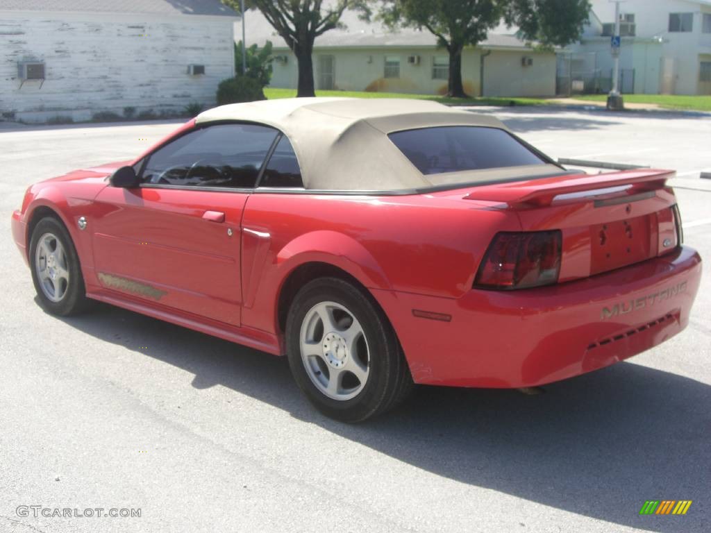 2004 Mustang V6 Convertible - Torch Red / Medium Parchment photo #3