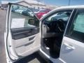 Stone White - Grand Caravan SE Photo No. 14