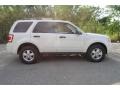 White Suede - Escape XLT V6 Photo No. 2