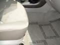 Super White - RAV4 4WD Photo No. 28