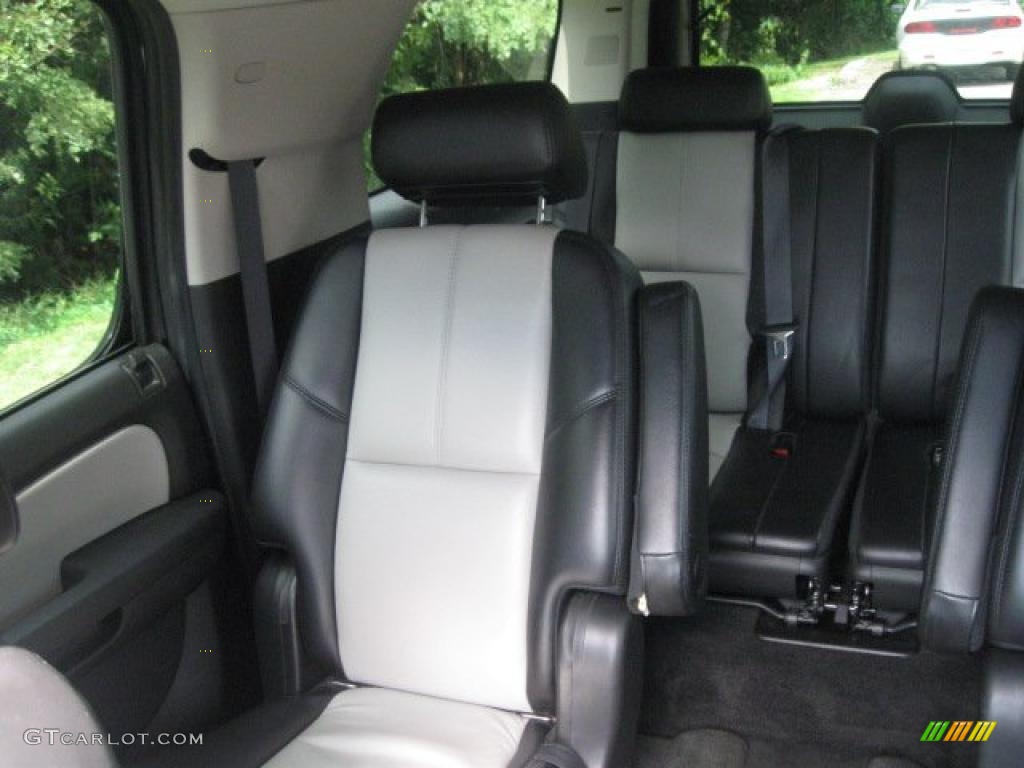 2007 Suburban 1500 Z71 4x4 - Black / Light Titanium/Ebony photo #26