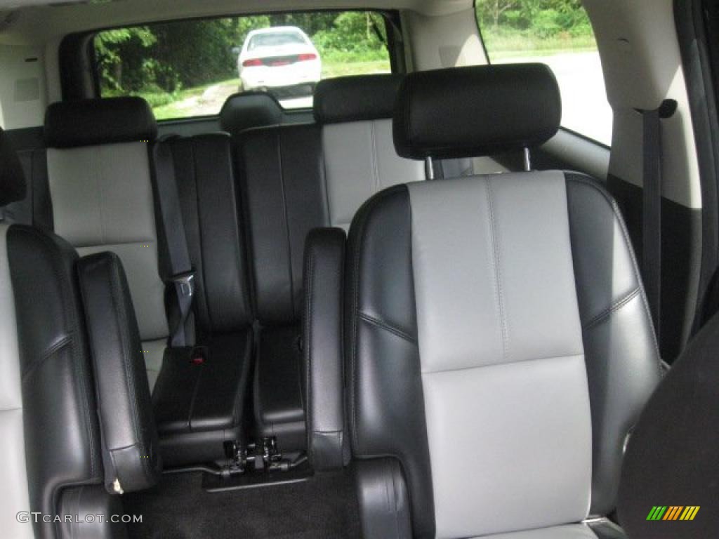 2007 Suburban 1500 Z71 4x4 - Black / Light Titanium/Ebony photo #27