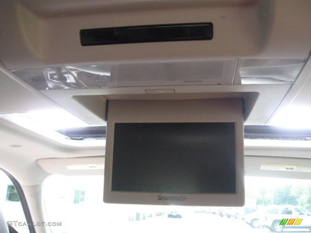 2007 Suburban 1500 Z71 4x4 - Black / Light Titanium/Ebony photo #33