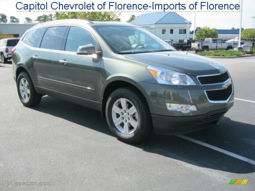 Steel Green Metallic Chevrolet Traverse