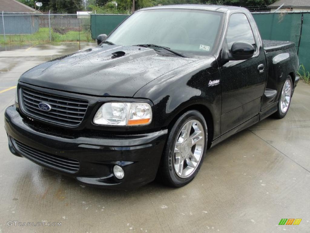 2003 F150 SVT Lightning - Black / Black/Silver photo #7