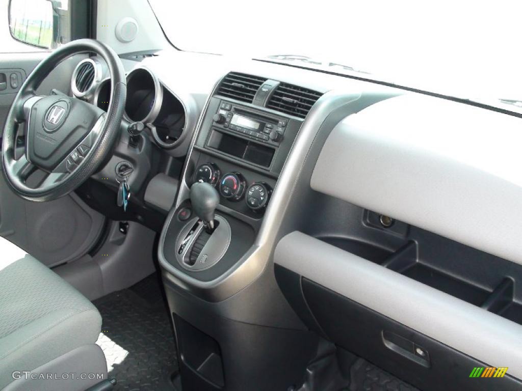 2010 Honda Element LX Gray Dashboard Photo #35988693