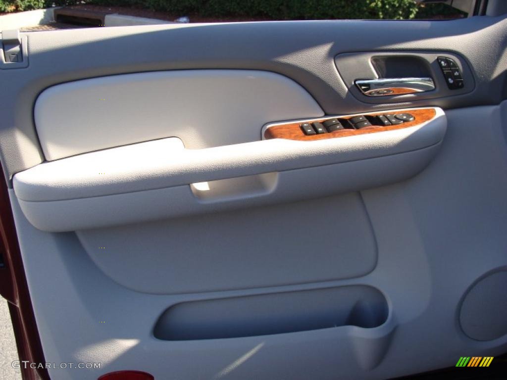 2008 Avalanche LTZ 4x4 - Deep Ruby Red Metallic / Dark Titanium/Light Titanium photo #9