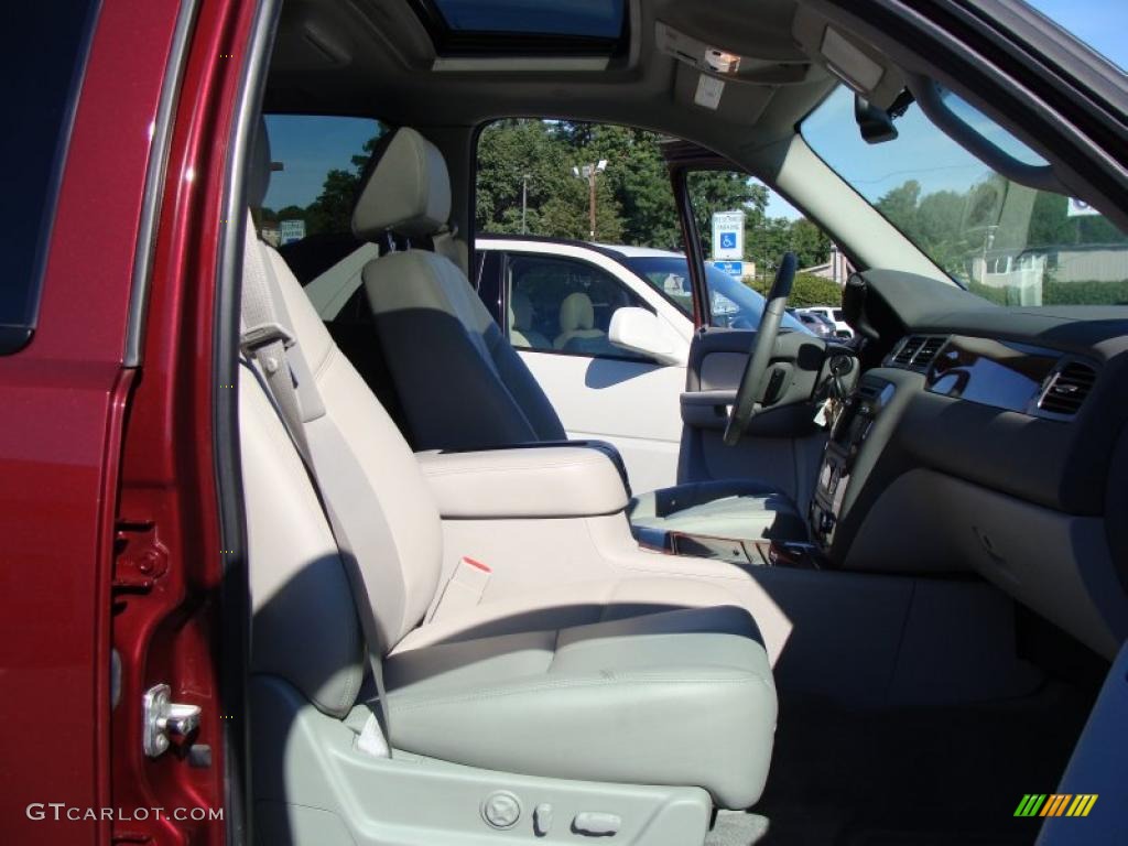 2008 Avalanche LTZ 4x4 - Deep Ruby Red Metallic / Dark Titanium/Light Titanium photo #15