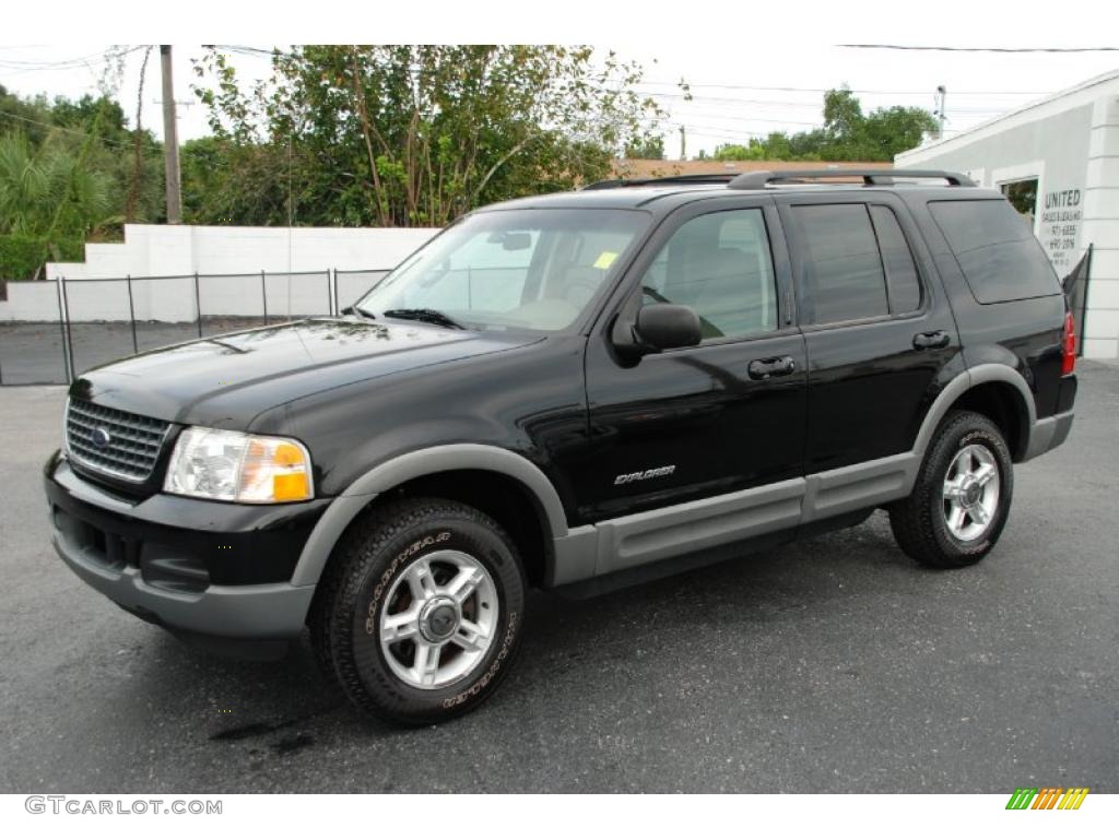 2002 Explorer XLT - Black Clearcoat / Medium Parchment photo #1