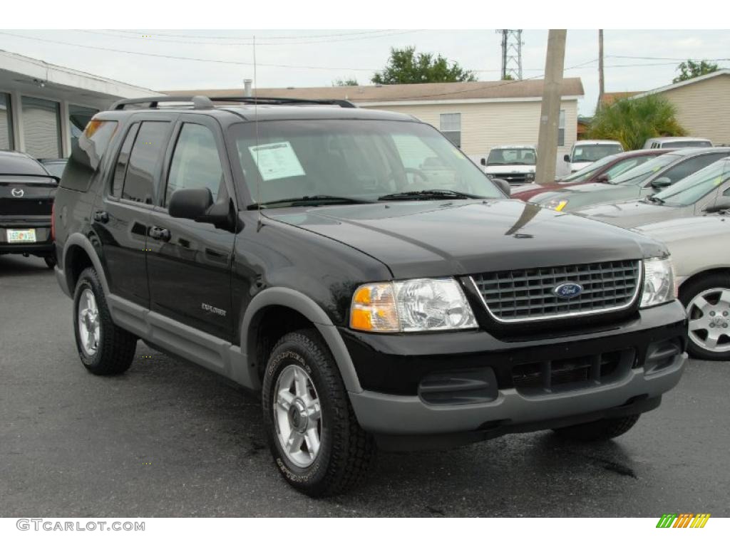 2002 Explorer XLT - Black Clearcoat / Medium Parchment photo #5