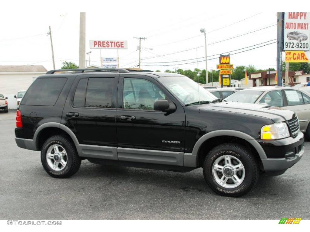 2002 Explorer XLT - Black Clearcoat / Medium Parchment photo #6