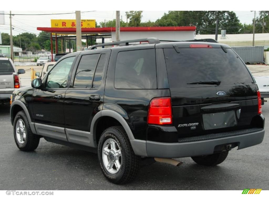 2002 Explorer XLT - Black Clearcoat / Medium Parchment photo #10