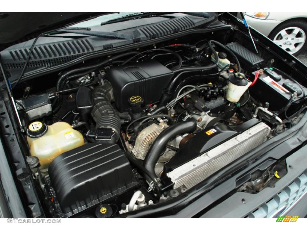2002 Explorer XLT - Black Clearcoat / Medium Parchment photo #29