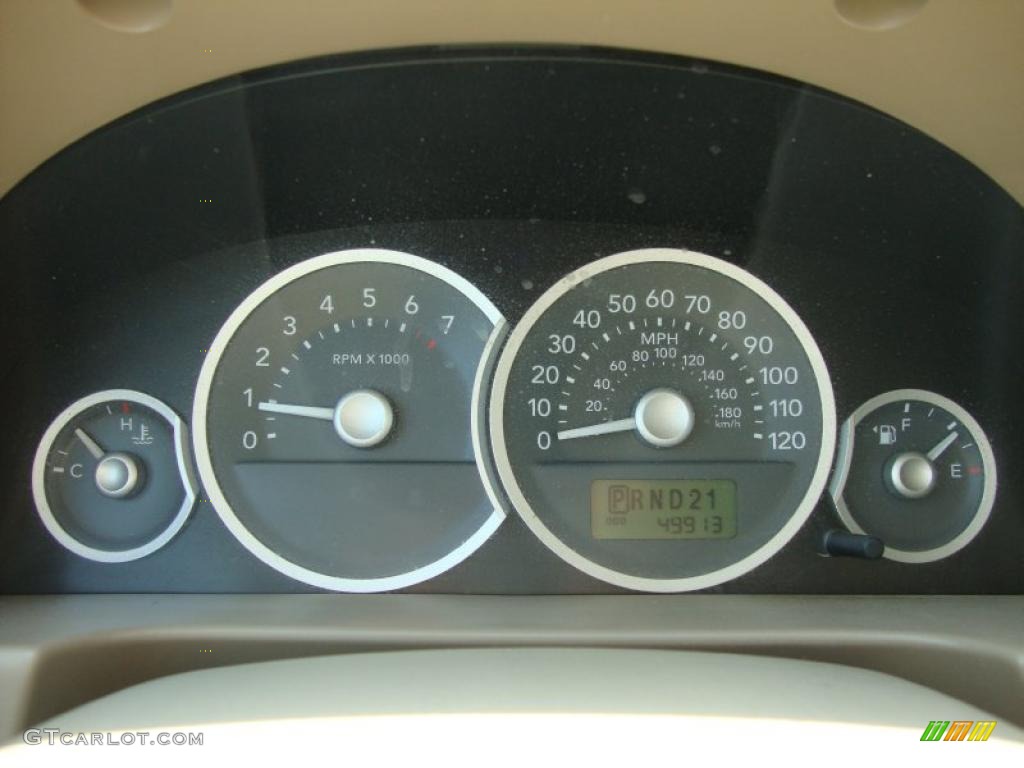 2005 Mariner V6 Convenience 4WD - Vivid Red / Pebble/Light Parchment photo #30