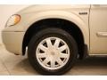 2007 Linen Gold Metallic Chrysler Town & Country Touring  photo #23