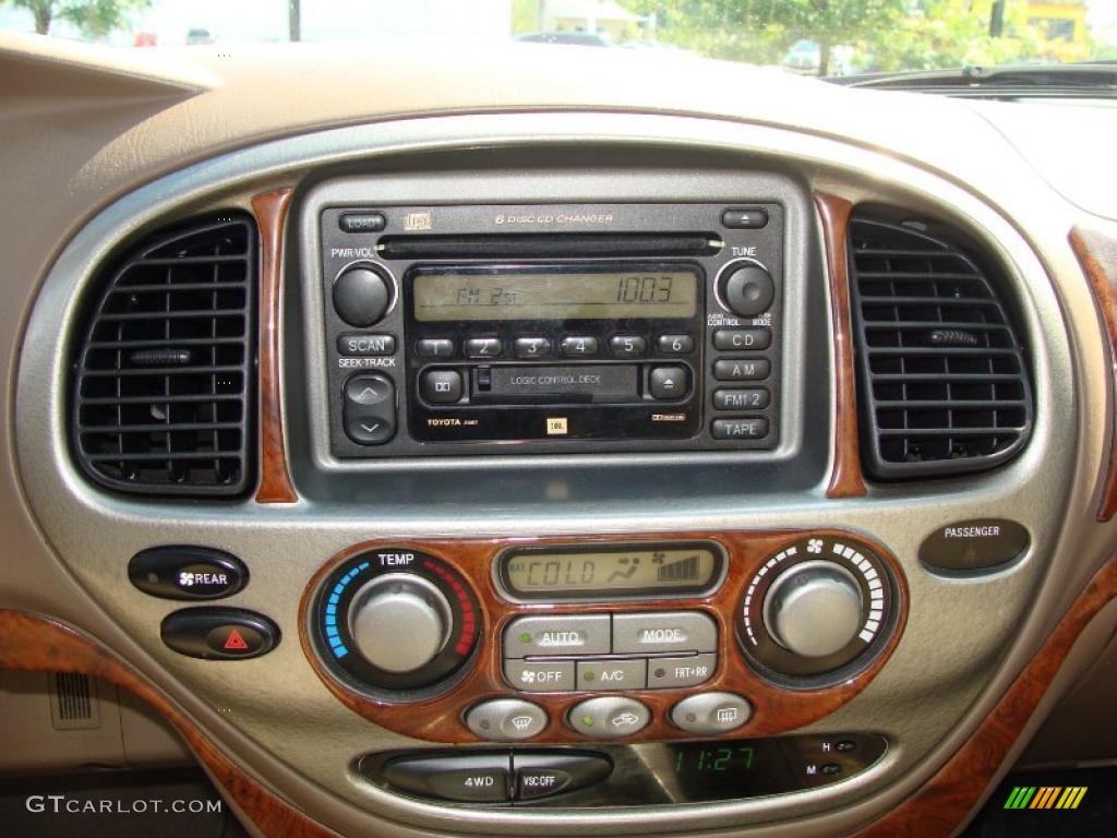 2001 Sequoia Limited 4x4 - Desert Sand Mica / Oak photo #13