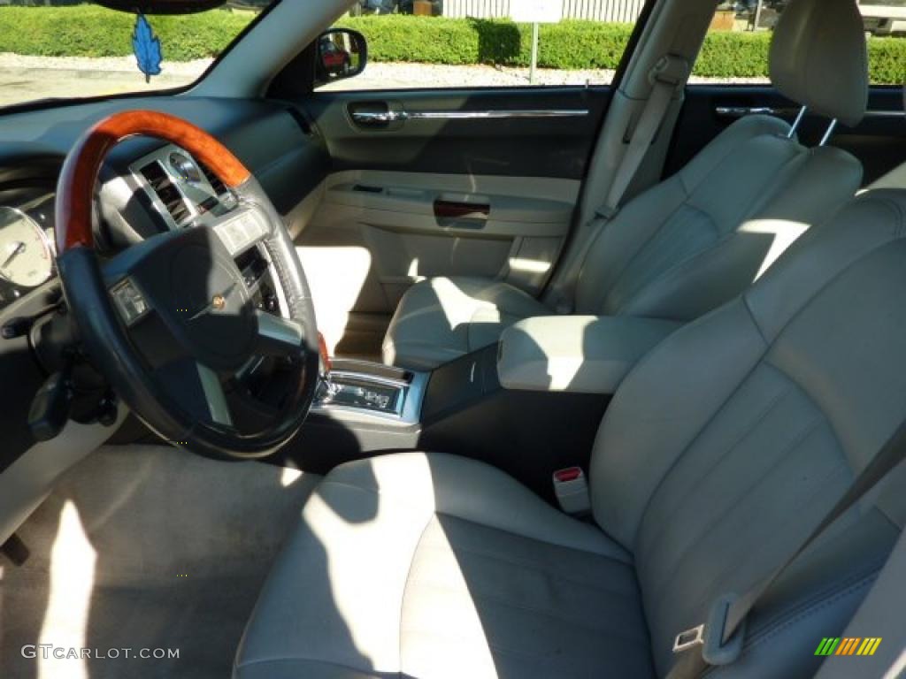 2005 300 C HEMI - Brilliant Black Crystal Pearl / Dark Slate Gray/Medium Slate Gray photo #10