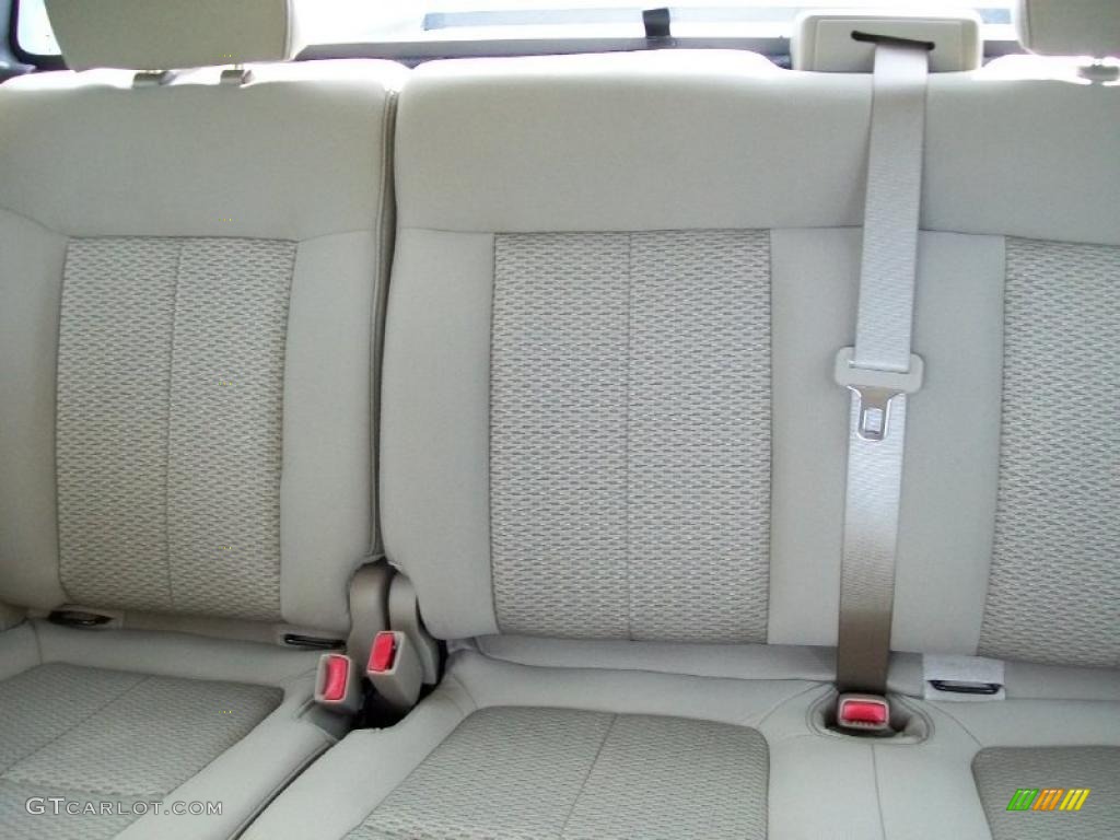 2010 F150 XLT SuperCrew 4x4 - Oxford White / Medium Stone photo #19