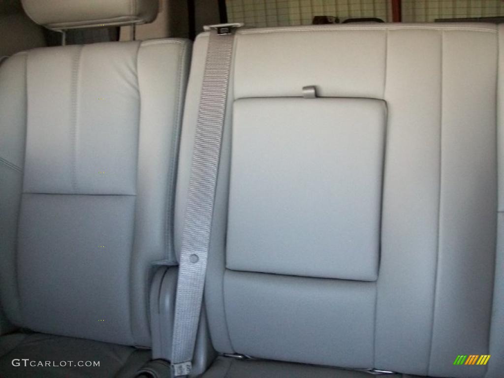 2010 Tahoe LT 4x4 - Taupe Gray Metallic / Light Titanium/Dark Titanium photo #16