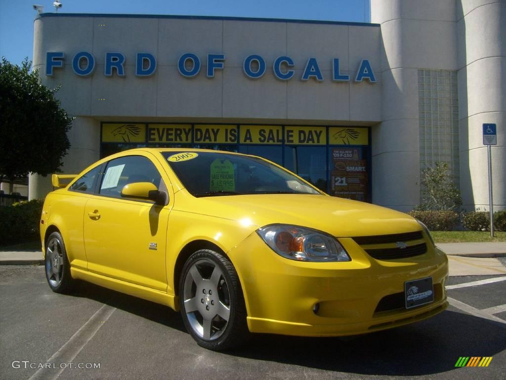 Rally Yellow Chevrolet Cobalt