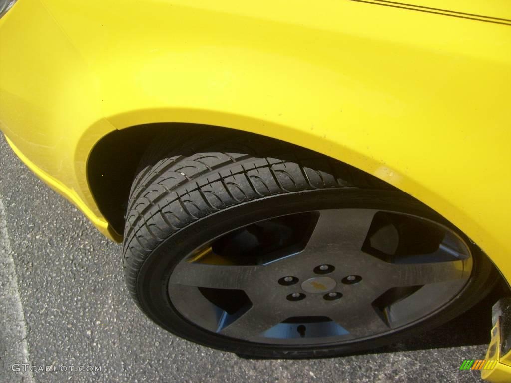 2005 Cobalt SS Supercharged Coupe - Rally Yellow / Ebony photo #15