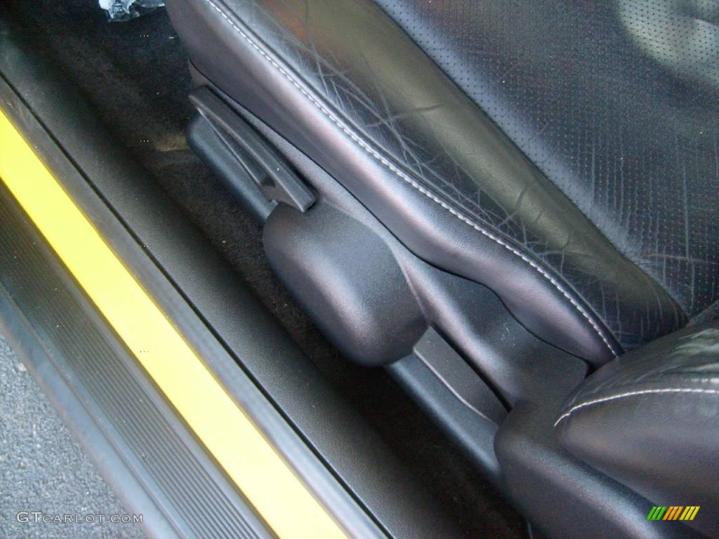 2005 Cobalt SS Supercharged Coupe - Rally Yellow / Ebony photo #18