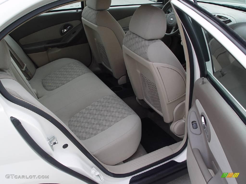 2005 Malibu LS V6 Sedan - White / Neutral Beige photo #19