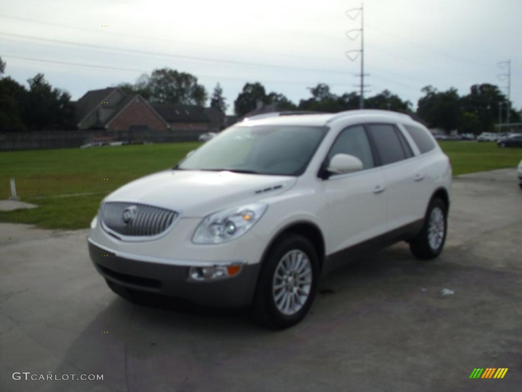 2010 Enclave CXL AWD - White Diamond Tricoat / Titanium/Dark Titanium photo #2