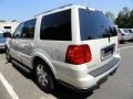 2005 Cashmere Tri Coat Lincoln Navigator Luxury 4x4  photo #3