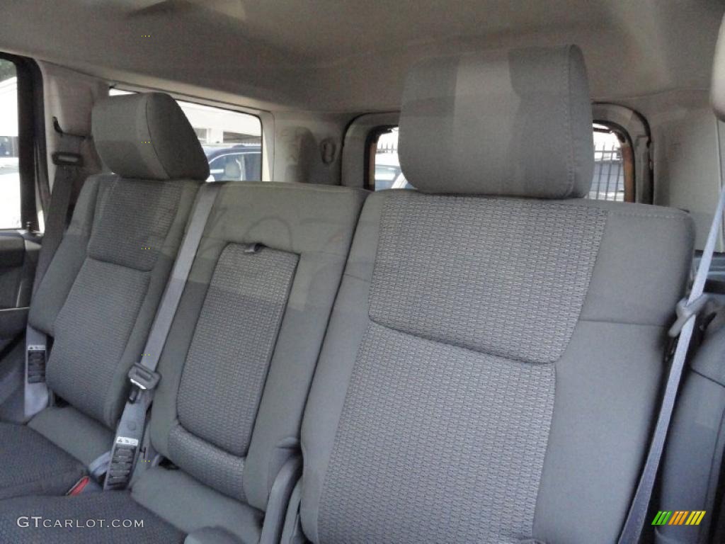 2007 Commander Sport 4x4 - Stone White / Medium Slate Gray photo #12