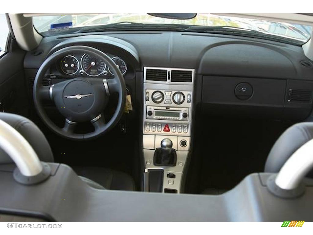 2006 Chrysler Crossfire Roadster Dashboard Photos