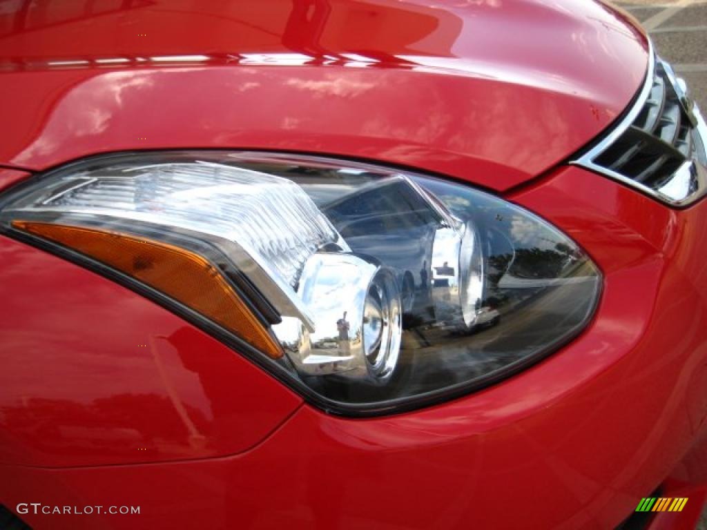 2010 Altima 2.5 S Coupe - Red Alert / Blond photo #11