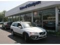 Ice White - XC70 3.2 AWD Photo No. 1