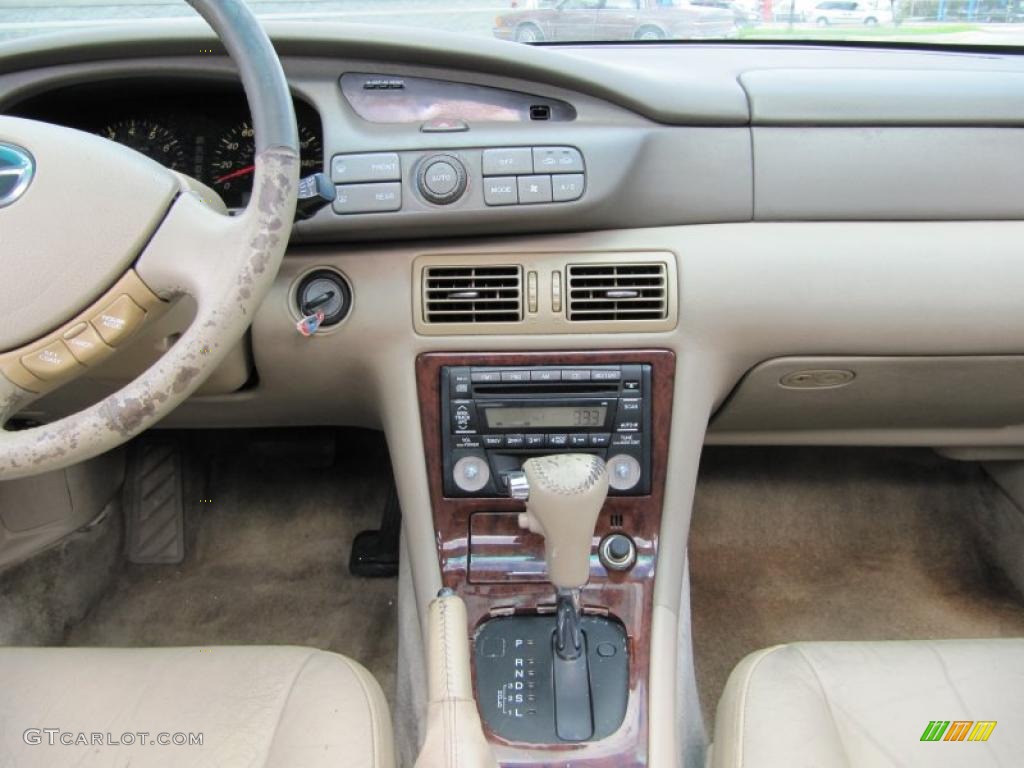 2002 Millenia Premium - Brilliant Black / Beige photo #30