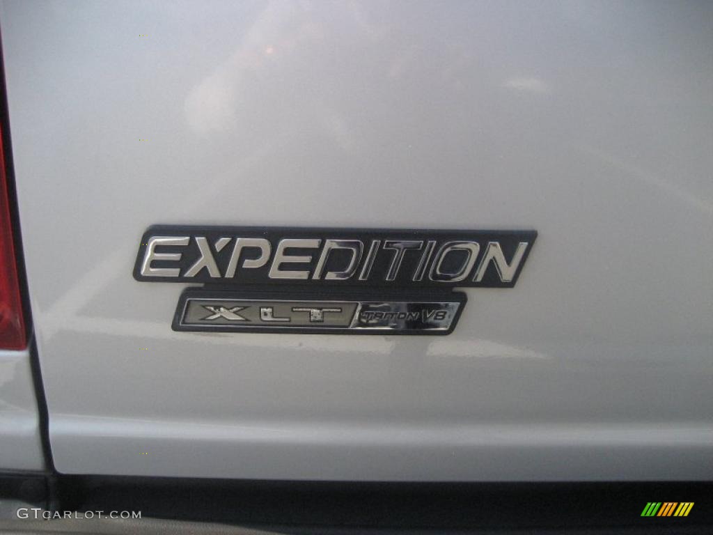 2000 Expedition XLT 4x4 - Silver Metallic / Medium Graphite photo #14