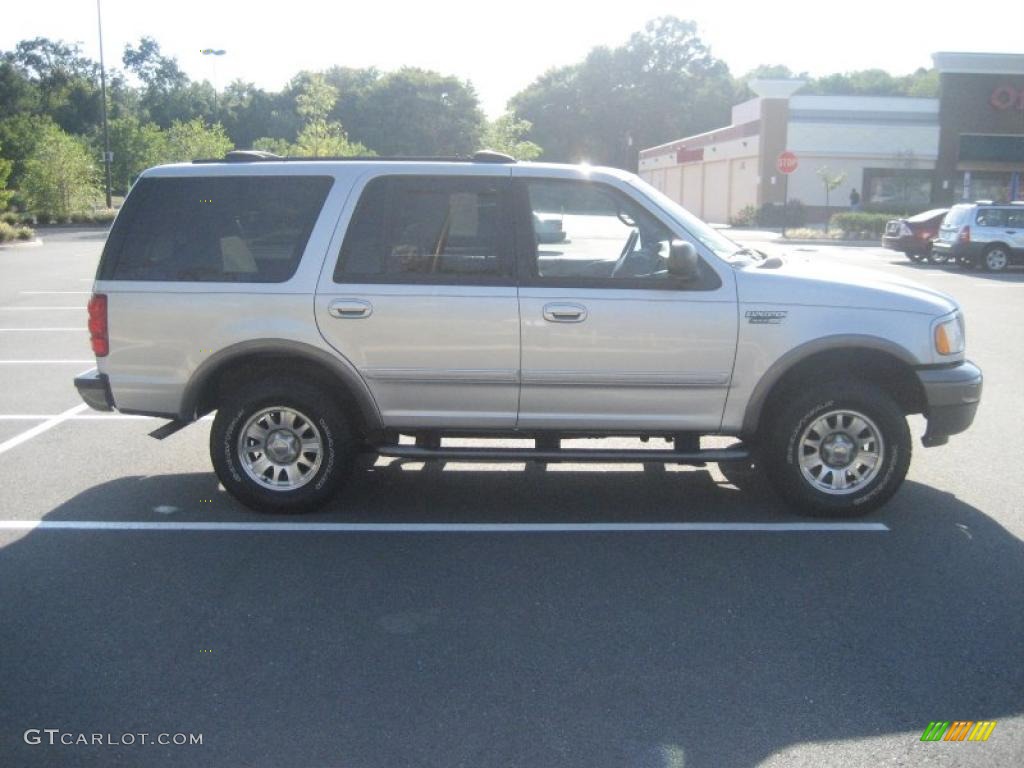 2000 Expedition XLT 4x4 - Silver Metallic / Medium Graphite photo #16