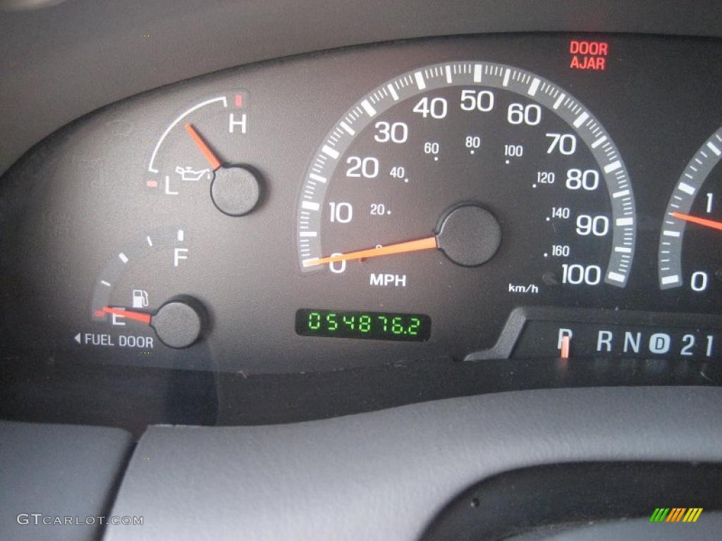 2000 Expedition XLT 4x4 - Silver Metallic / Medium Graphite photo #18