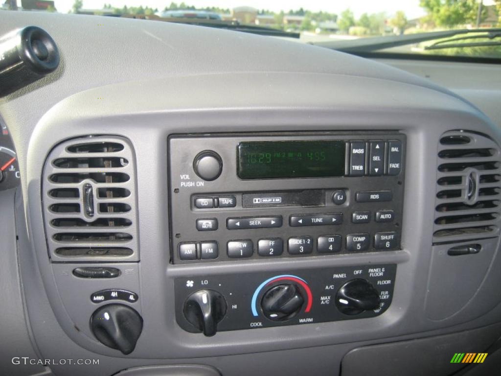 2000 Expedition XLT 4x4 - Silver Metallic / Medium Graphite photo #21