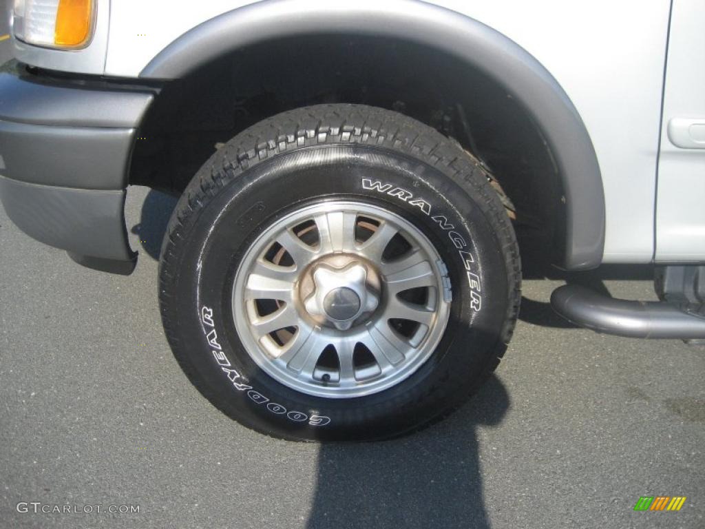 2000 Expedition XLT 4x4 - Silver Metallic / Medium Graphite photo #47