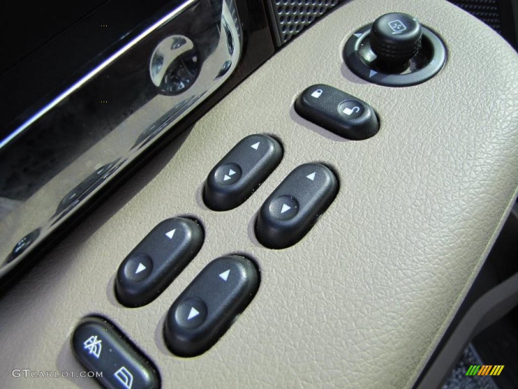 2006 F150 King Ranch SuperCrew - Black / Castano Brown Leather photo #13