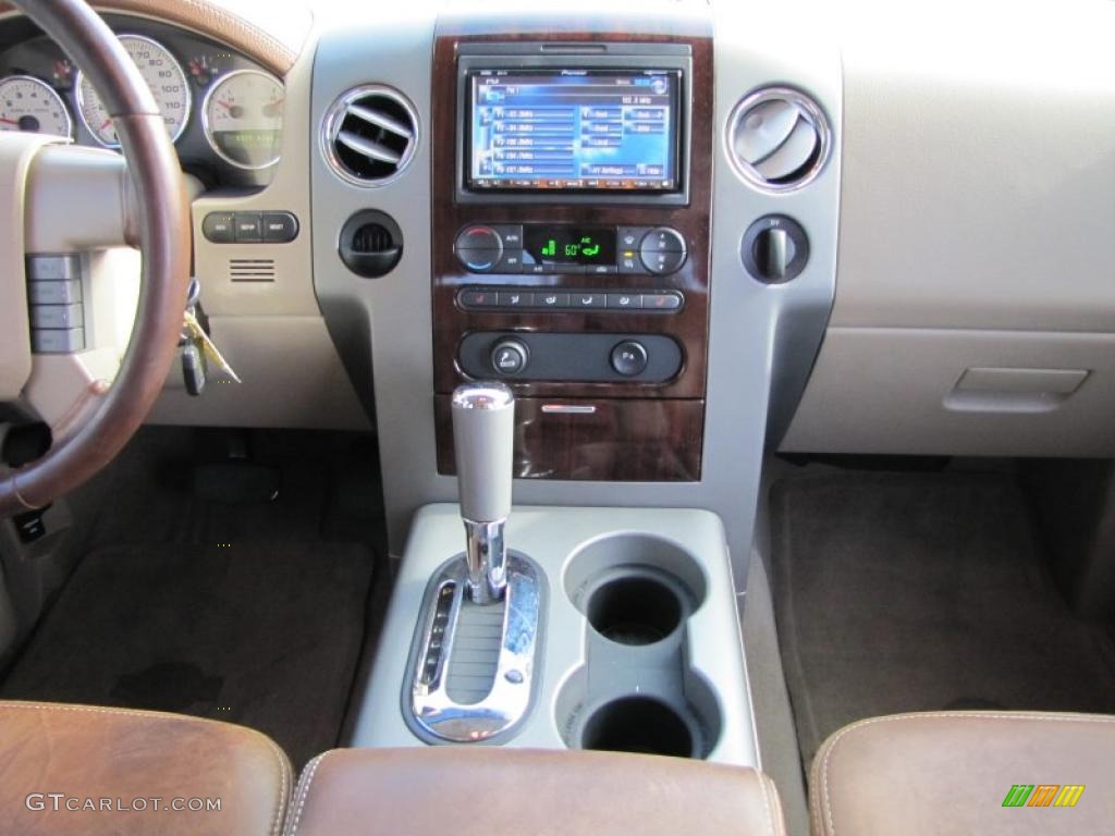 2006 F150 King Ranch SuperCrew - Black / Castano Brown Leather photo #19