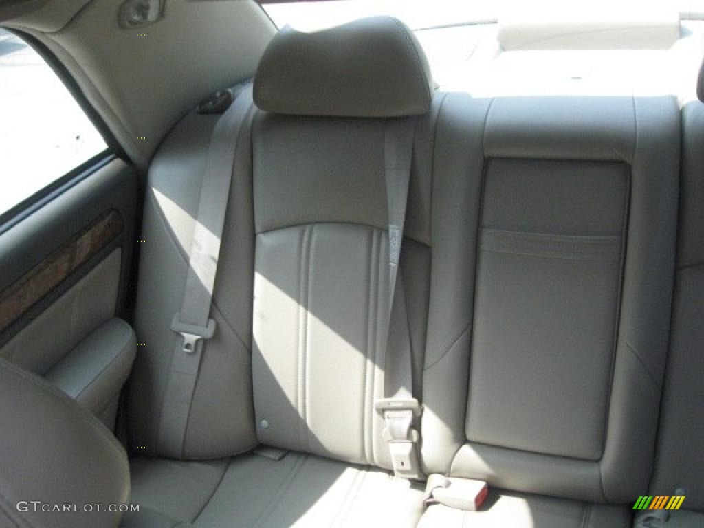 2004 XG350 L Sedan - Bordeaux Red Metallic / Beige photo #22