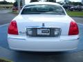 2010 Vibrant White Lincoln Town Car Signature Limited  photo #4