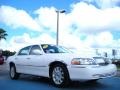 2010 Vibrant White Lincoln Town Car Signature Limited  photo #7